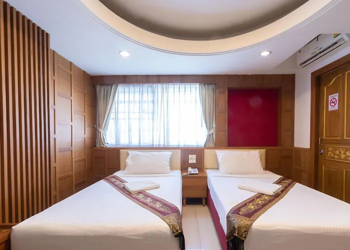 Gusto Pratunam 호텔 4*