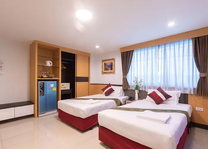 Gusto Pratunam Hotel 4*