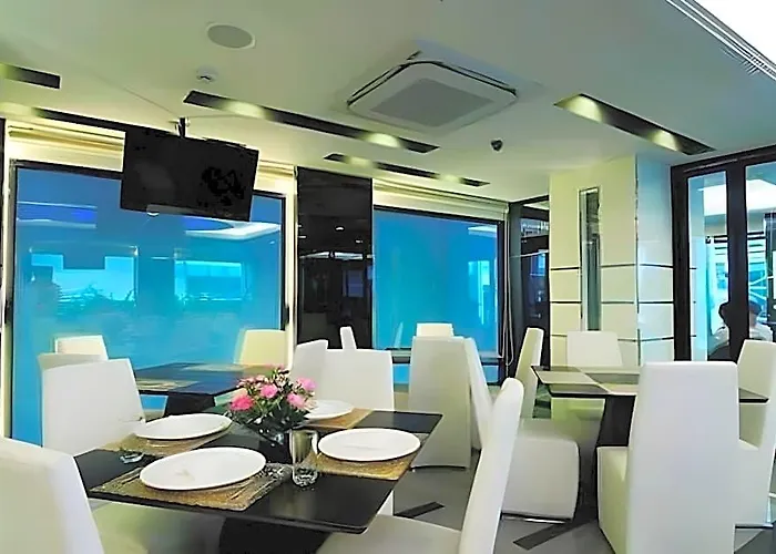 Gusto Pratunam Bangkok