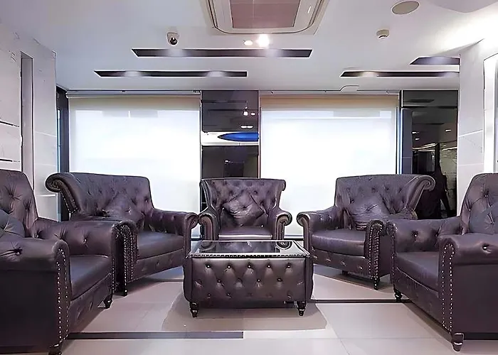 Gusto Pratunam Hotel 4*