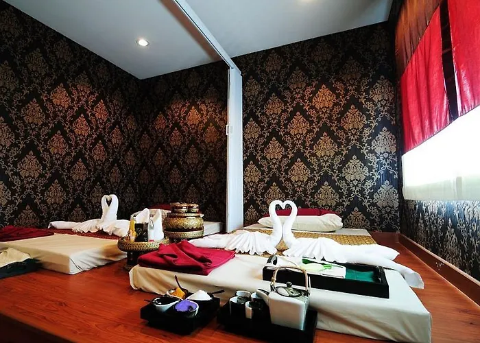 Hotel Gusto Pratunam 4*