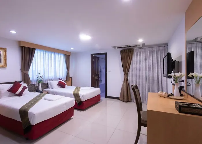 Gusto Pratunam Hotel 4*